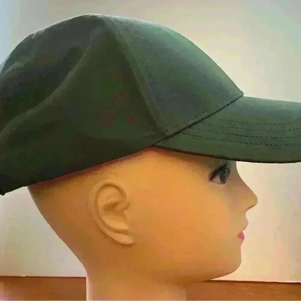 Club Monaco Unisex Ripstop Baseball Hat. Available in Green. NWT
